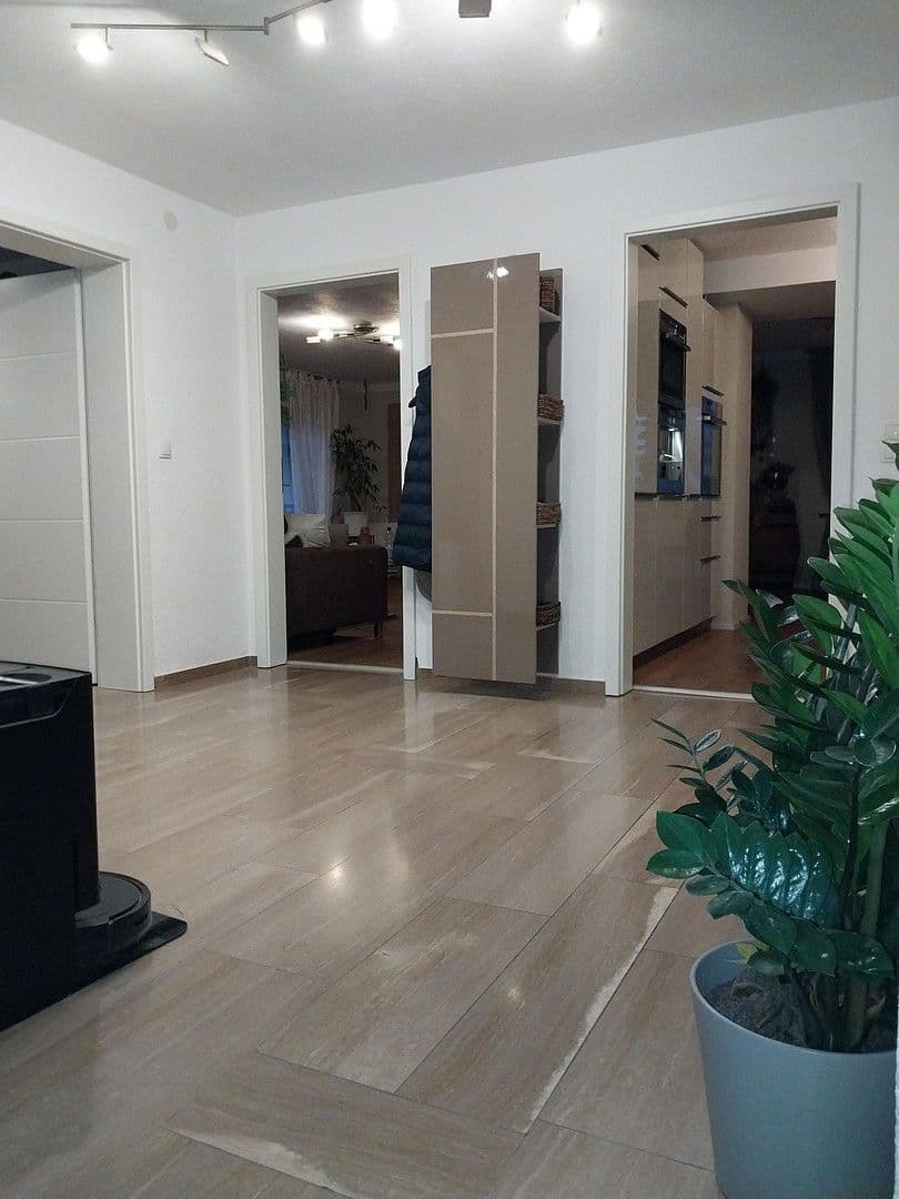 Predaj domu 120 m², pozemek 657 m², Hettenleidelheim, Porýnie-Falcko Predaj domu 120 m², pozemek 657 m², Hettenleidelheim, Porýnie-Falcko