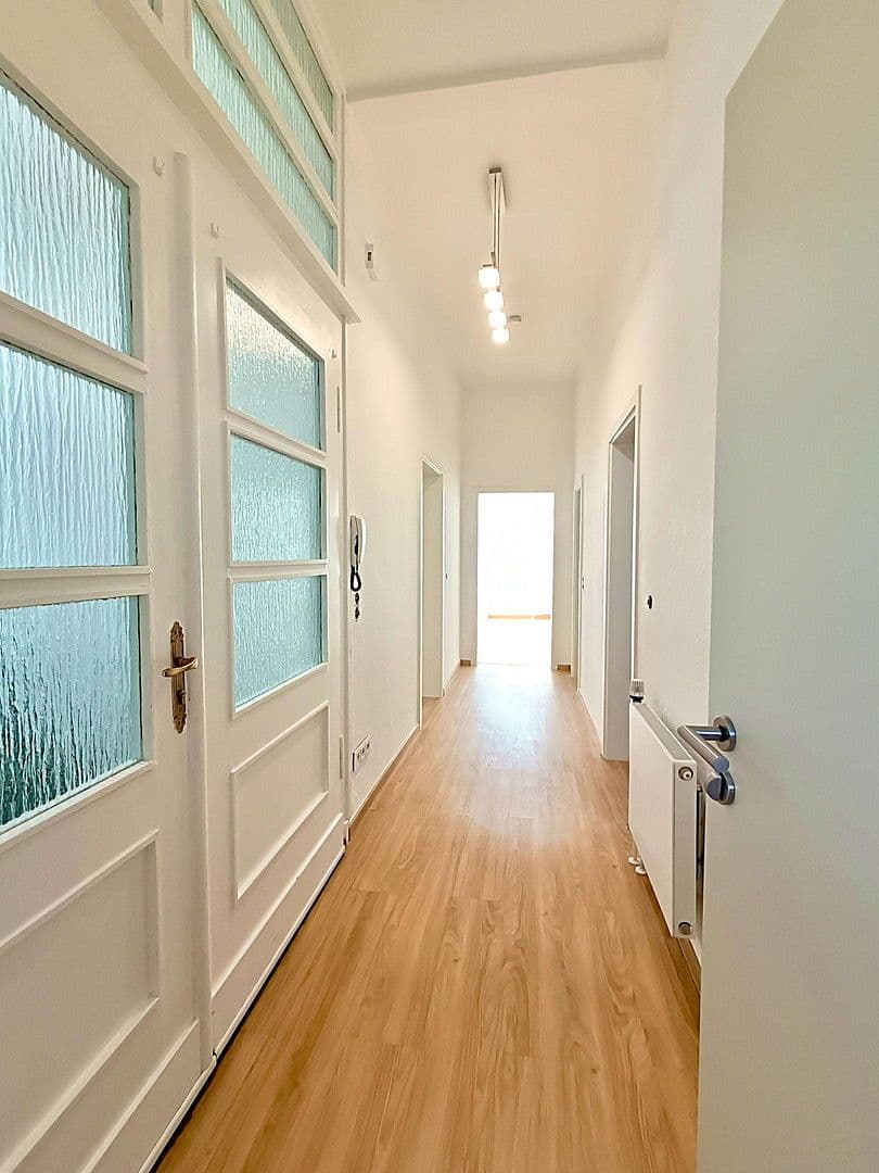 Prenájom bytu 3-izbový 80 m², Wilhelmstraße 37a, Lüdenscheid, Severné Porýnie - Westfálsko Prenájom bytu 3-izbový 80 m², Wilhelmstraße 37a, Lüdenscheid, Severné Porýnie - Westfálsko