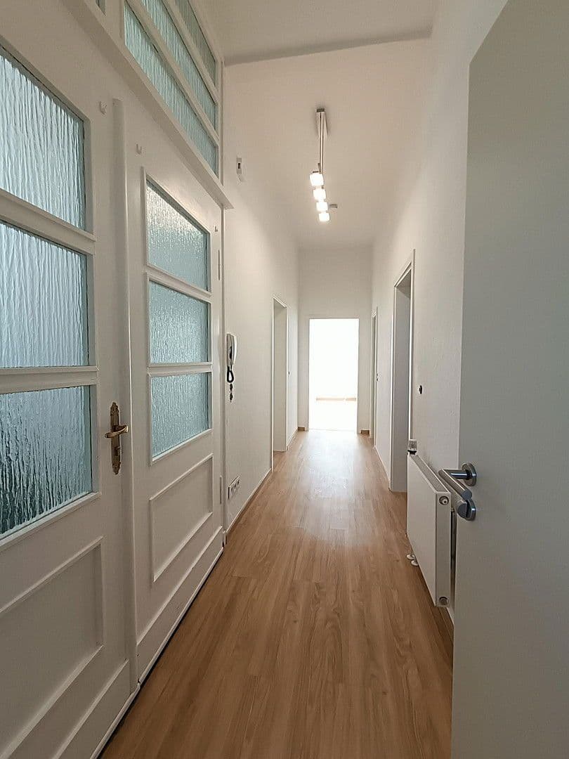 Prenájom bytu 3-izbový 80 m², Wilhelmstraße 37a, Lüdenscheid, Severné Porýnie - Westfálsko Prenájom bytu 3-izbový 80 m², Wilhelmstraße 37a, Lüdenscheid, Severné Porýnie - Westfálsko