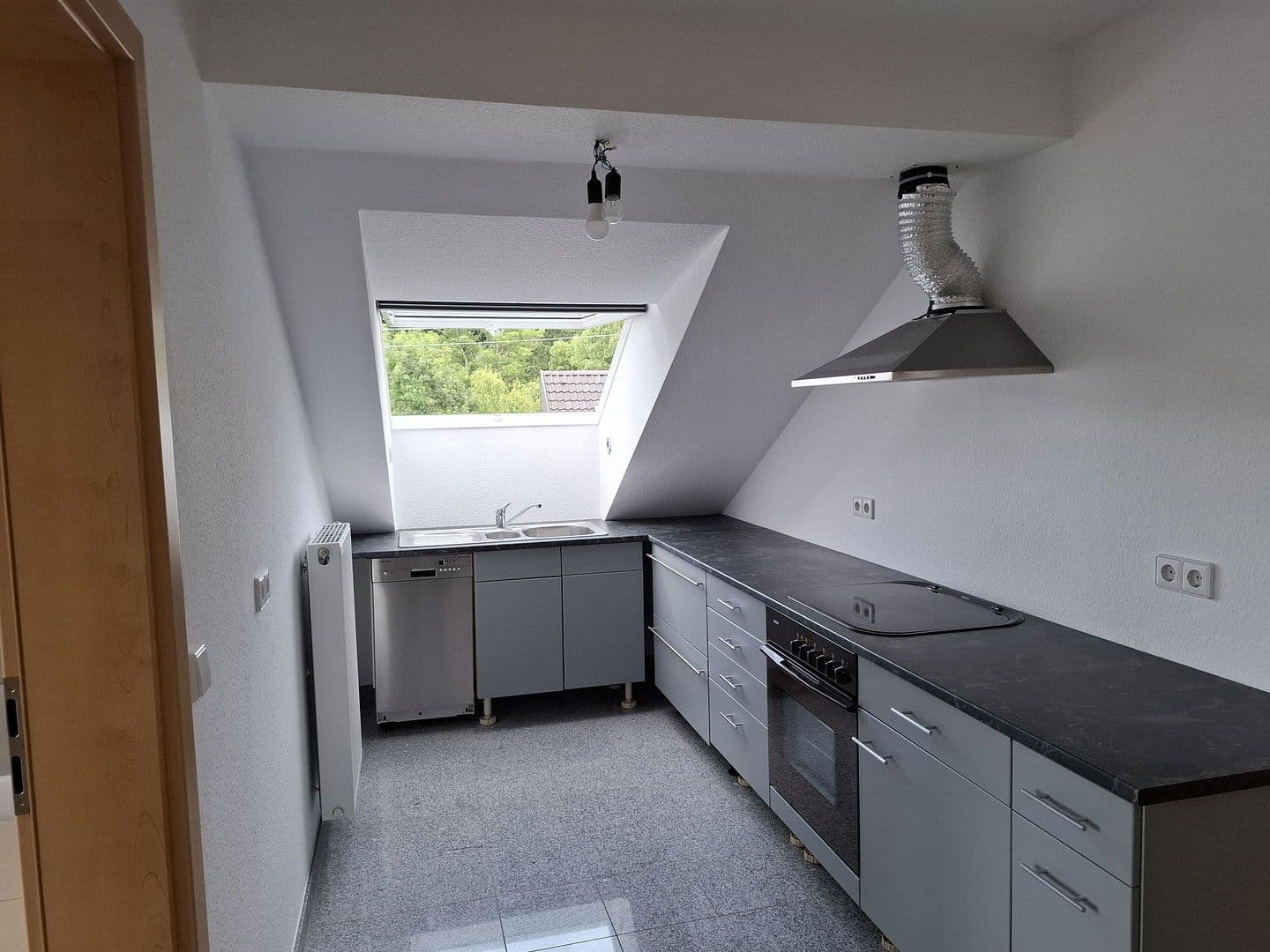 Predaj bytu 2-izbový 71 m², Albershausen, Bádensko-Wurttembersko Predaj bytu 2-izbový 71 m², Albershausen, Bádensko-Wurttembersko