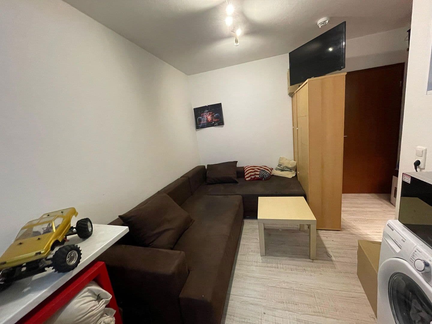 Prenájom bytu 1-izbový 18 m², Gröbenzellerstrasse 2, Puchheim, Bavorsko Prenájom bytu 1-izbový 18 m², Gröbenzellerstrasse 2, Puchheim, Bavorsko