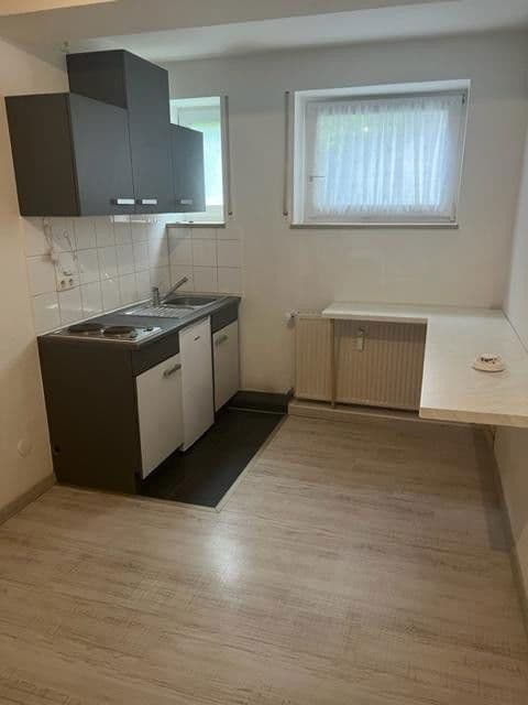 Prenájom bytu 1-izbový 18 m², Gröbenzellerstrasse 2, Puchheim, Bavorsko Prenájom bytu 1-izbový 18 m², Gröbenzellerstrasse 2, Puchheim, Bavorsko