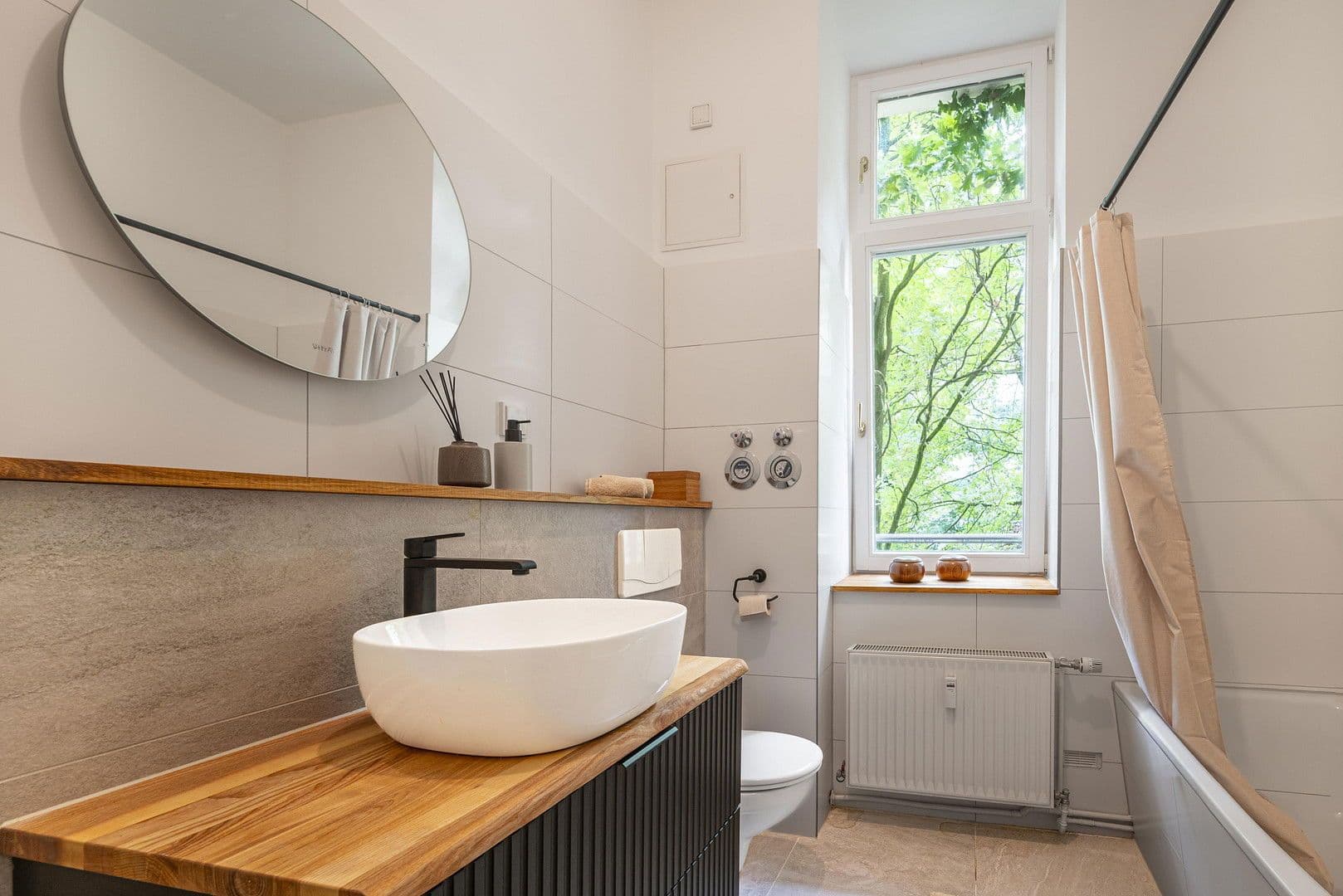 Predaj bytu 2-izbový 65 m², Berlin, Berlín Predaj bytu 2-izbový 65 m², Berlin, Berlín