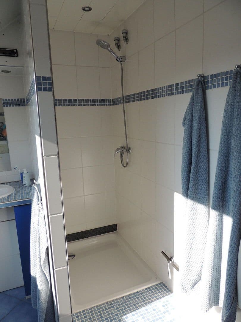 Predaj domu 211 m², pozemek 347 m², Karpfenweg 1, Rodgau, Hesensko Predaj domu 211 m², pozemek 347 m², Karpfenweg 1, Rodgau, Hesensko