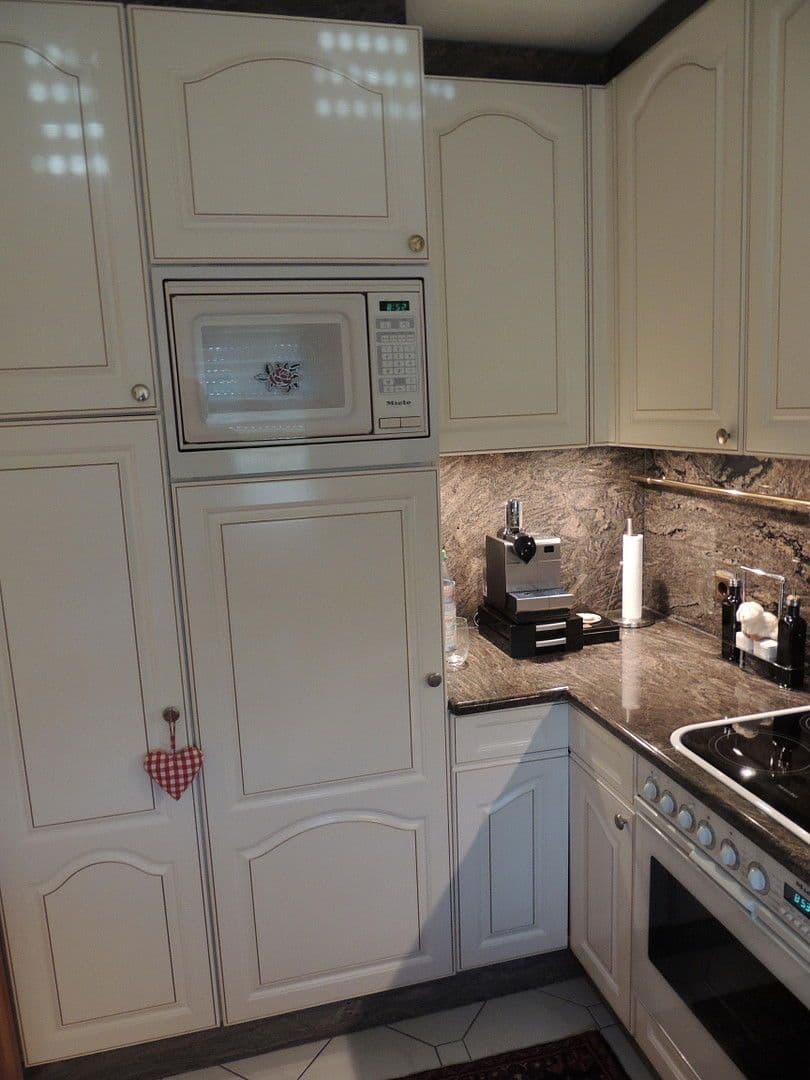 Predaj domu 211 m², pozemek 347 m², Karpfenweg 1, Rodgau, Hesensko Predaj domu 211 m², pozemek 347 m², Karpfenweg 1, Rodgau, Hesensko