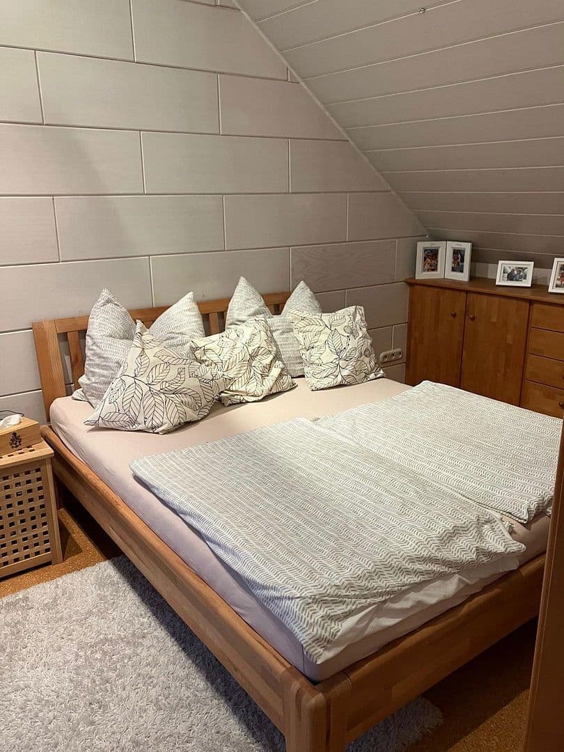 Predaj domu 211 m², pozemek 347 m², Karpfenweg 1, Rodgau, Hesensko Predaj domu 211 m², pozemek 347 m², Karpfenweg 1, Rodgau, Hesensko