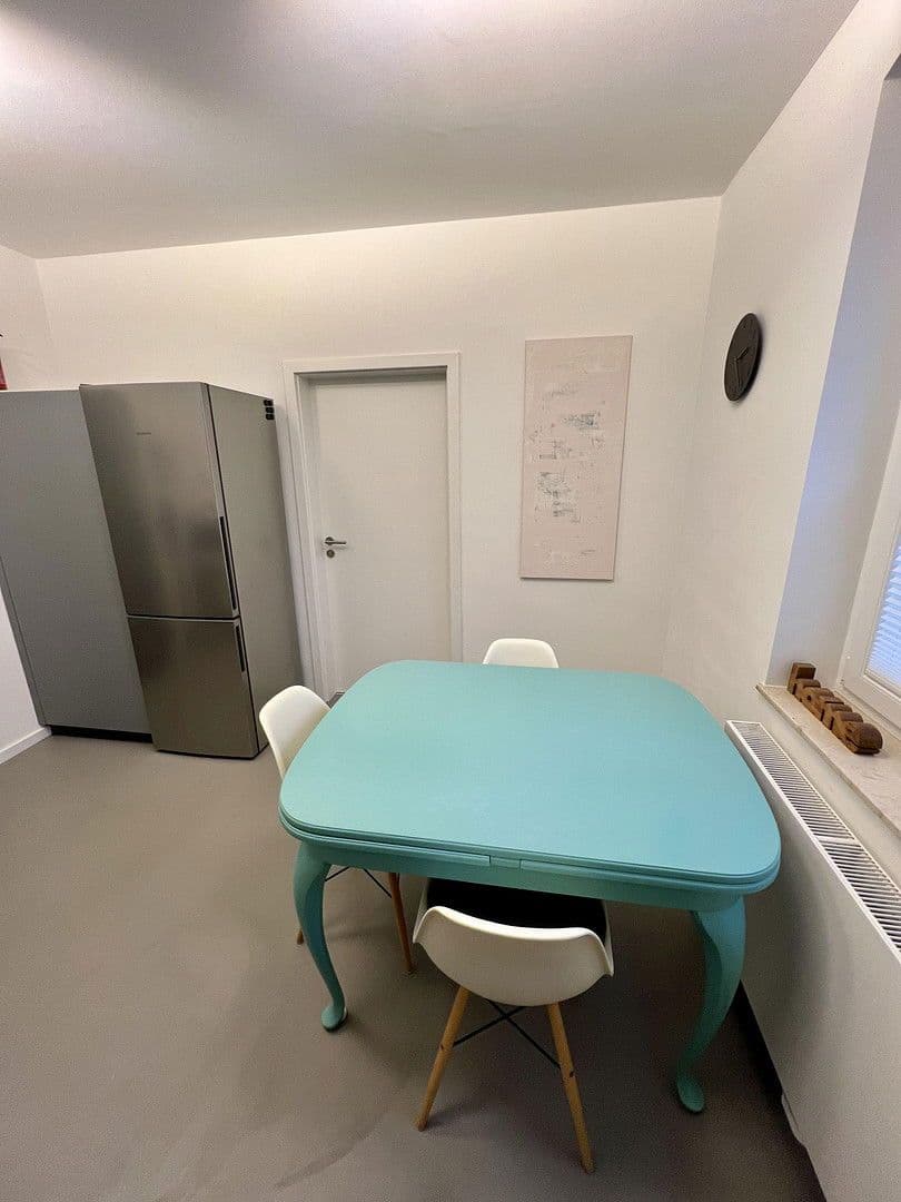 Prenájom bytu 4-izbový 53 m², Tannenbergstr. 15, Siegen, Severné Porýnie - Westfálsko Prenájom bytu 4-izbový 53 m², Tannenbergstr. 15, Siegen, Severné Porýnie - Westfálsko