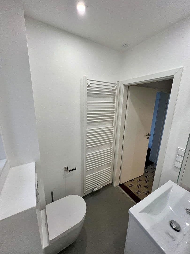 Prenájom bytu 4-izbový 53 m², Tannenbergstr. 15, Siegen, Severné Porýnie - Westfálsko Prenájom bytu 4-izbový 53 m², Tannenbergstr. 15, Siegen, Severné Porýnie - Westfálsko