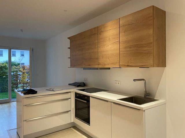 Prenájom bytu 3-izbový 100 m², Friedrich-Engels-Damm 83, Bad Saarow, Brandenbursko Prenájom bytu 3-izbový 100 m², Friedrich-Engels-Damm 83, Bad Saarow, Brandenbursko