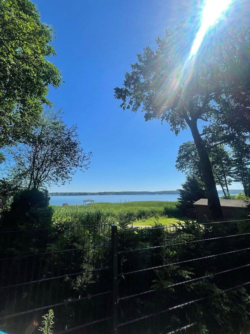 Prenájom bytu 3-izbový 100 m², Friedrich-Engels-Damm 83, Bad Saarow, Brandenbursko Prenájom bytu 3-izbový 100 m², Friedrich-Engels-Damm 83, Bad Saarow, Brandenbursko