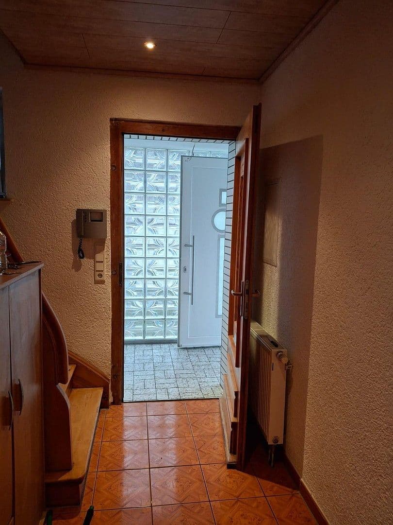 Predaj domu 115 m², pozemek 600 m², Celle, Dolné Sasko Predaj domu 115 m², pozemek 600 m², Celle, Dolné Sasko