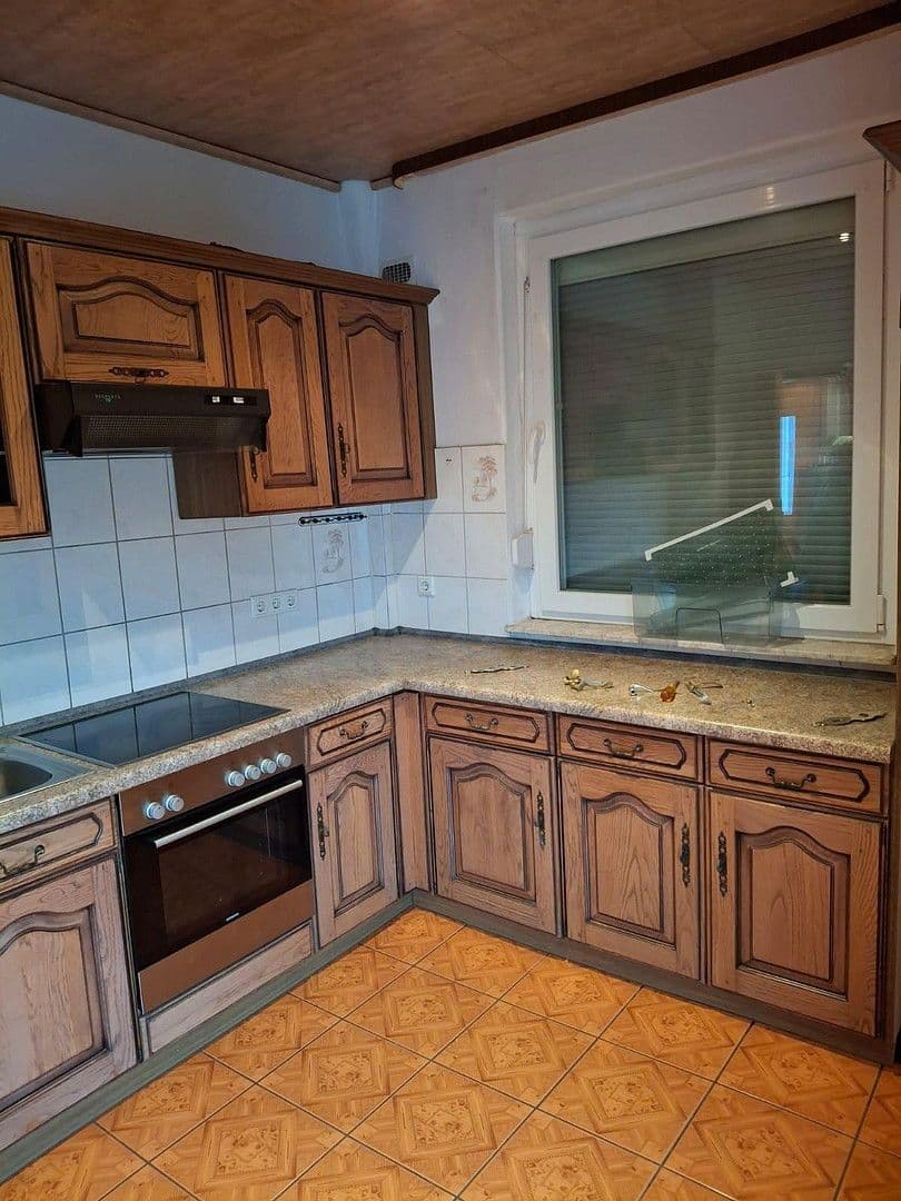 Predaj domu 115 m², pozemek 600 m², Celle, Dolné Sasko Predaj domu 115 m², pozemek 600 m², Celle, Dolné Sasko