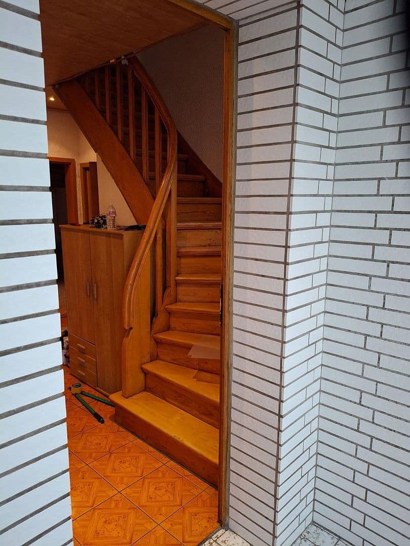 Predaj domu 115 m², pozemek 600 m², Celle, Dolné Sasko Predaj domu 115 m², pozemek 600 m², Celle, Dolné Sasko