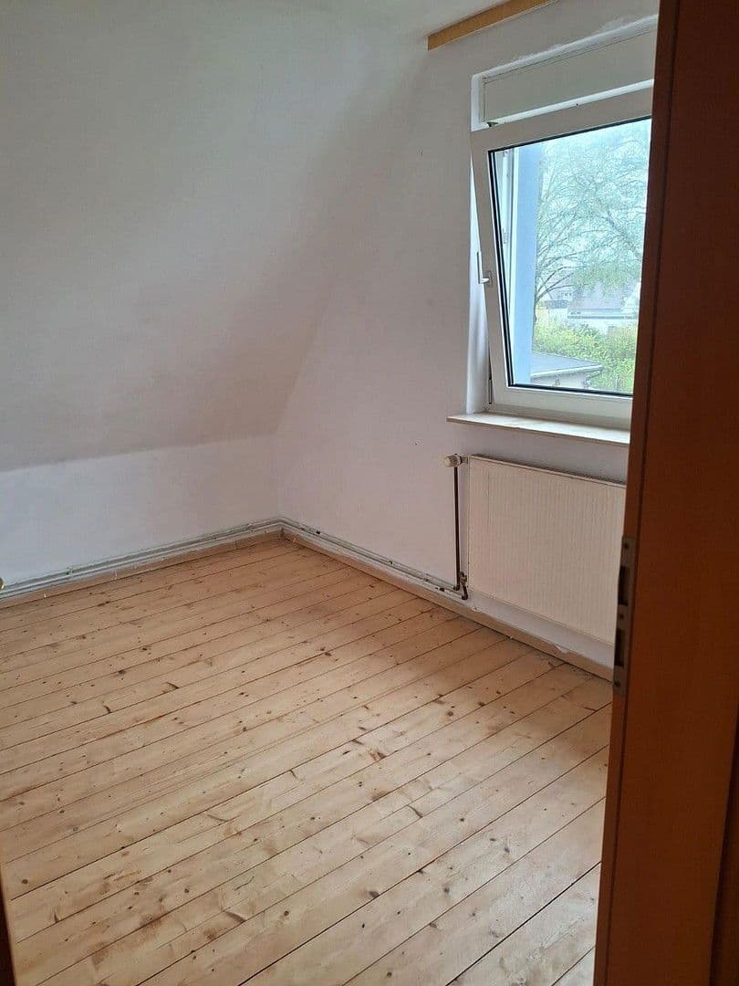 Predaj domu 115 m², pozemek 600 m², Celle, Dolné Sasko Predaj domu 115 m², pozemek 600 m², Celle, Dolné Sasko