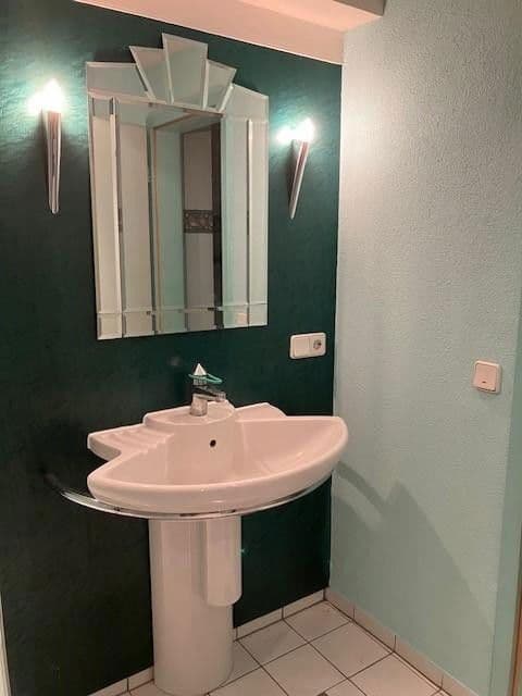 Prenájom domu 200 m², pozemek 1.100 m², Zirndorf, Bavorsko Prenájom domu 200 m², pozemek 1.100 m², Zirndorf, Bavorsko