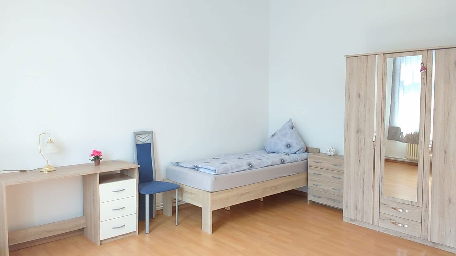 Predaj bytu 4-izbový 90 m², Martin Lutherstr 12, Plavno, Sasko Predaj bytu 4-izbový 90 m², Martin Lutherstr 12, Plavno, Sasko