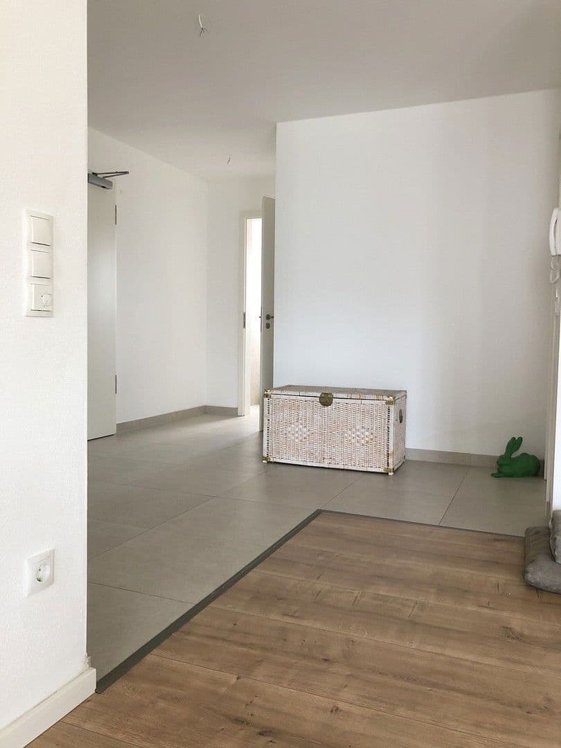 Prenájom bytu 4-izbový 118 m², Hamppstraße 7b, Au in der Hallertau, Bavorsko Prenájom bytu 4-izbový 118 m², Hamppstraße 7b, Au in der Hallertau, Bavorsko