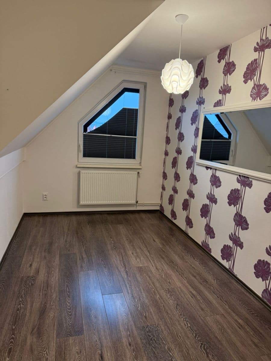 Prenájom bytu 2-izbový 51 m², Průběžná, Nupaky, Středočeský kraj Prenájom bytu 2-izbový 51 m², Průběžná, Nupaky, Středočeský kraj