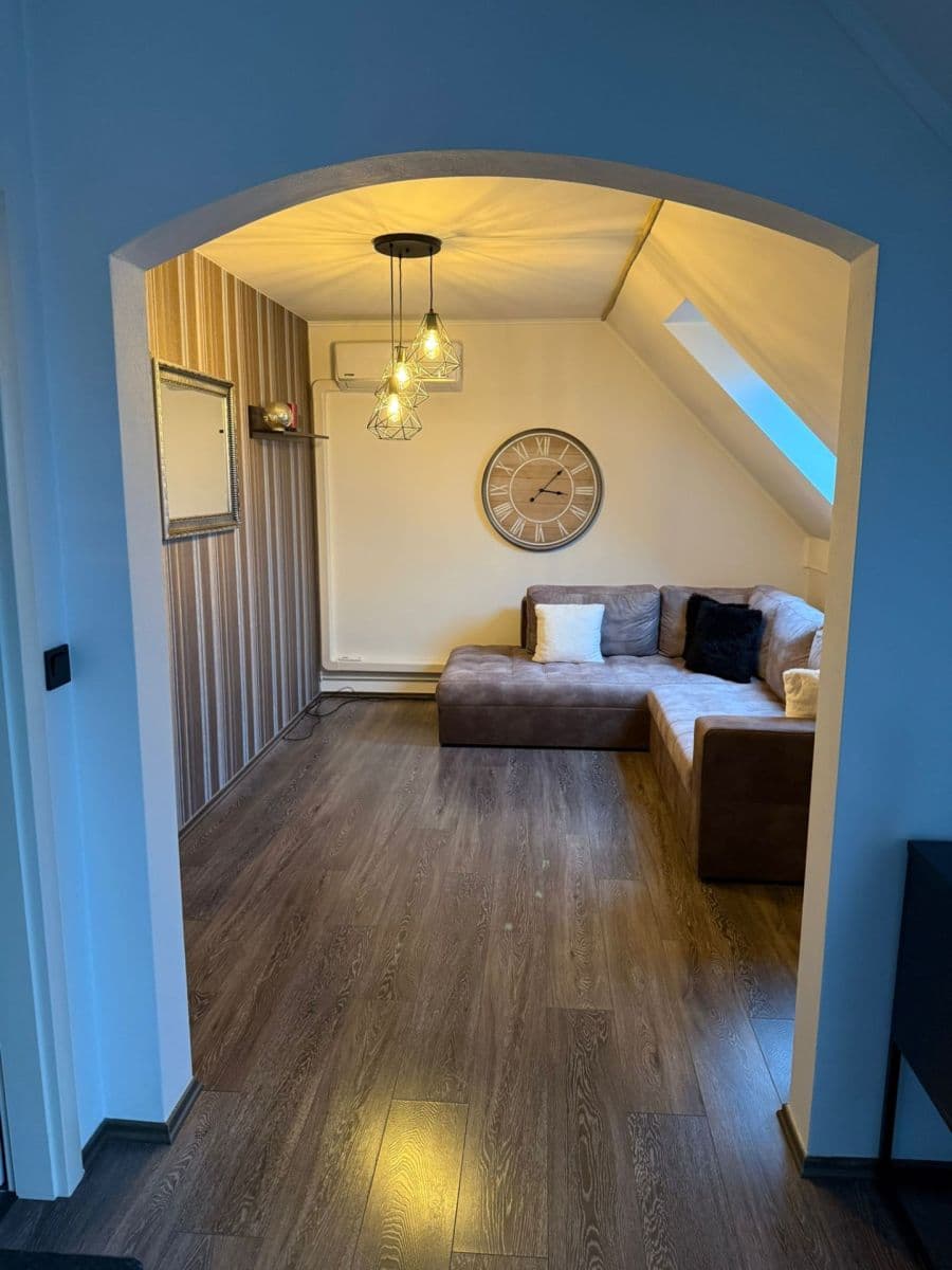 Prenájom bytu 2-izbový 51 m², Průběžná, Nupaky, Středočeský kraj Prenájom bytu 2-izbový 51 m², Průběžná, Nupaky, Středočeský kraj