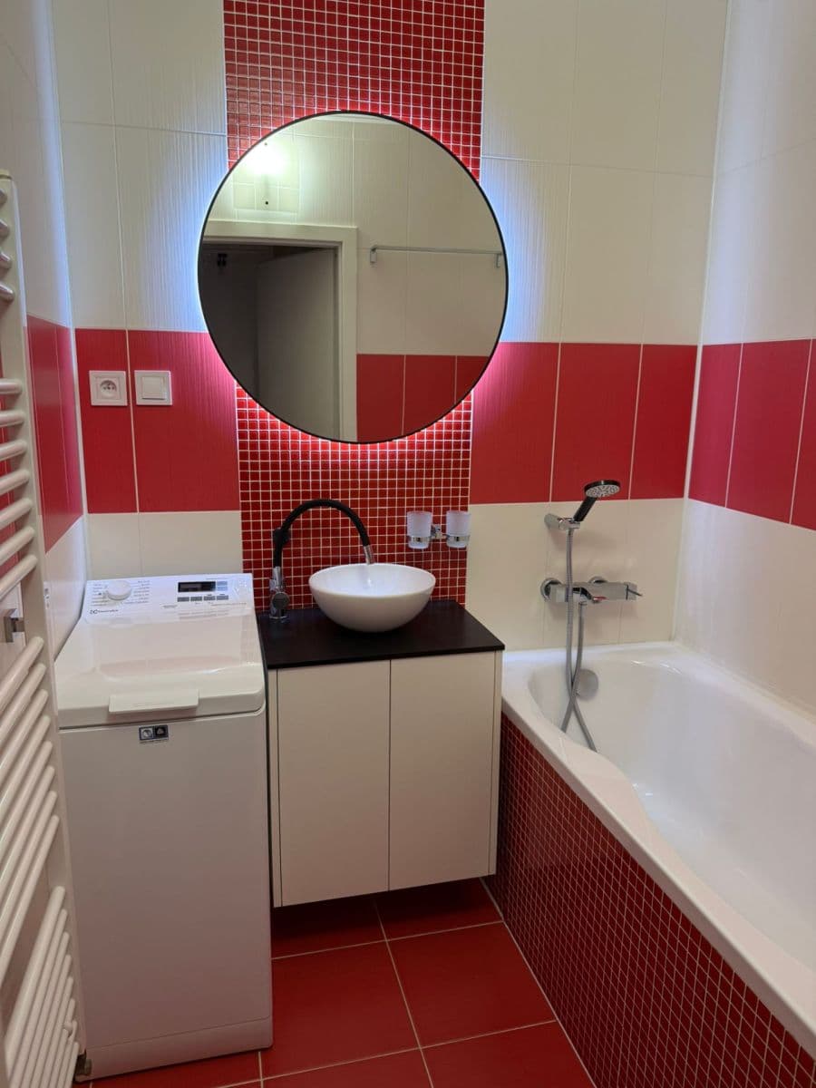 Prenájom bytu 2-izbový 51 m², Průběžná, Nupaky, Středočeský kraj Prenájom bytu 2-izbový 51 m², Průběžná, Nupaky, Středočeský kraj