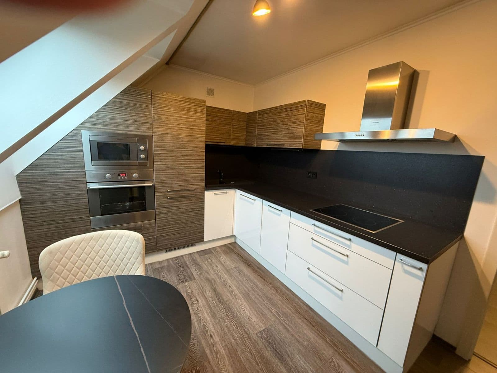 Prenájom bytu 2-izbový 51 m², Průběžná, Nupaky, Středočeský kraj Prenájom bytu 2-izbový 51 m², Průběžná, Nupaky, Středočeský kraj