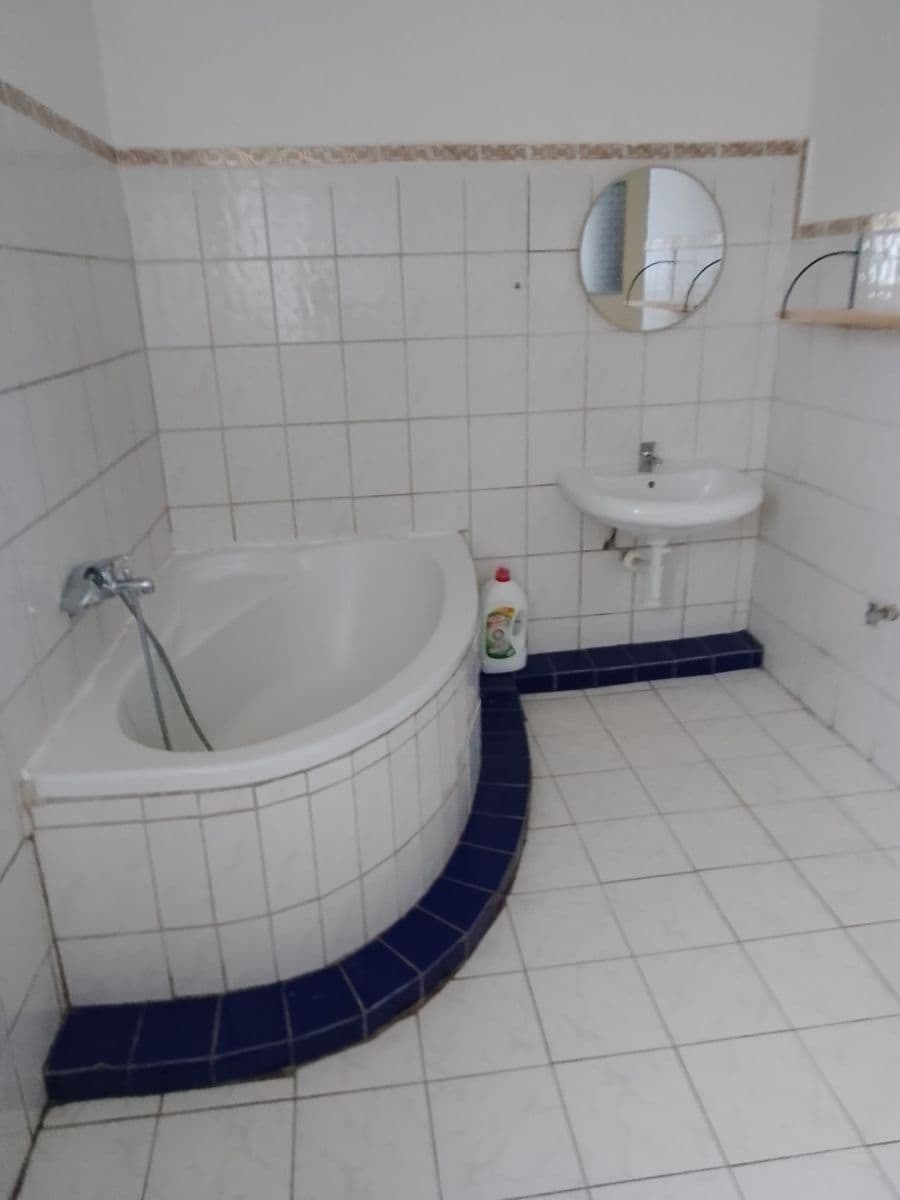 Prenájom bytu 5-izbový 144 m², Chlumany, Jihočeský kraj Prenájom bytu 5-izbový 144 m², Chlumany, Jihočeský kraj