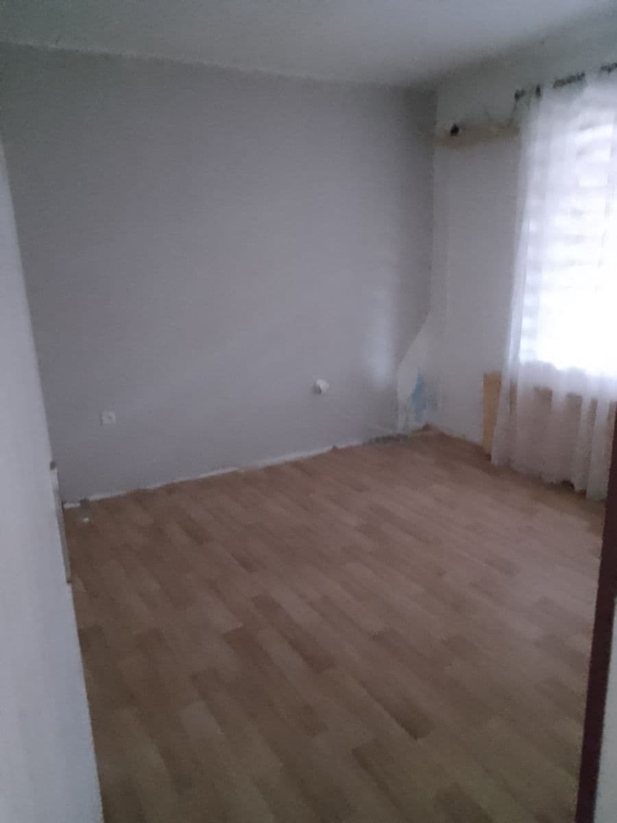 Prenájom bytu 5-izbový 144 m², Chlumany, Jihočeský kraj Prenájom bytu 5-izbový 144 m², Chlumany, Jihočeský kraj