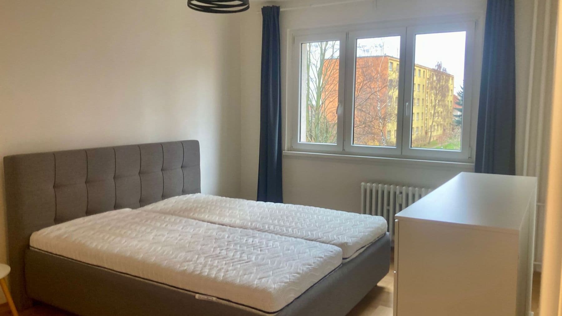 Prenájom bytu 2-izbový 52 m², Chotutická, Praha, Praha Prenájom bytu 2-izbový 52 m², Chotutická, Praha, Praha