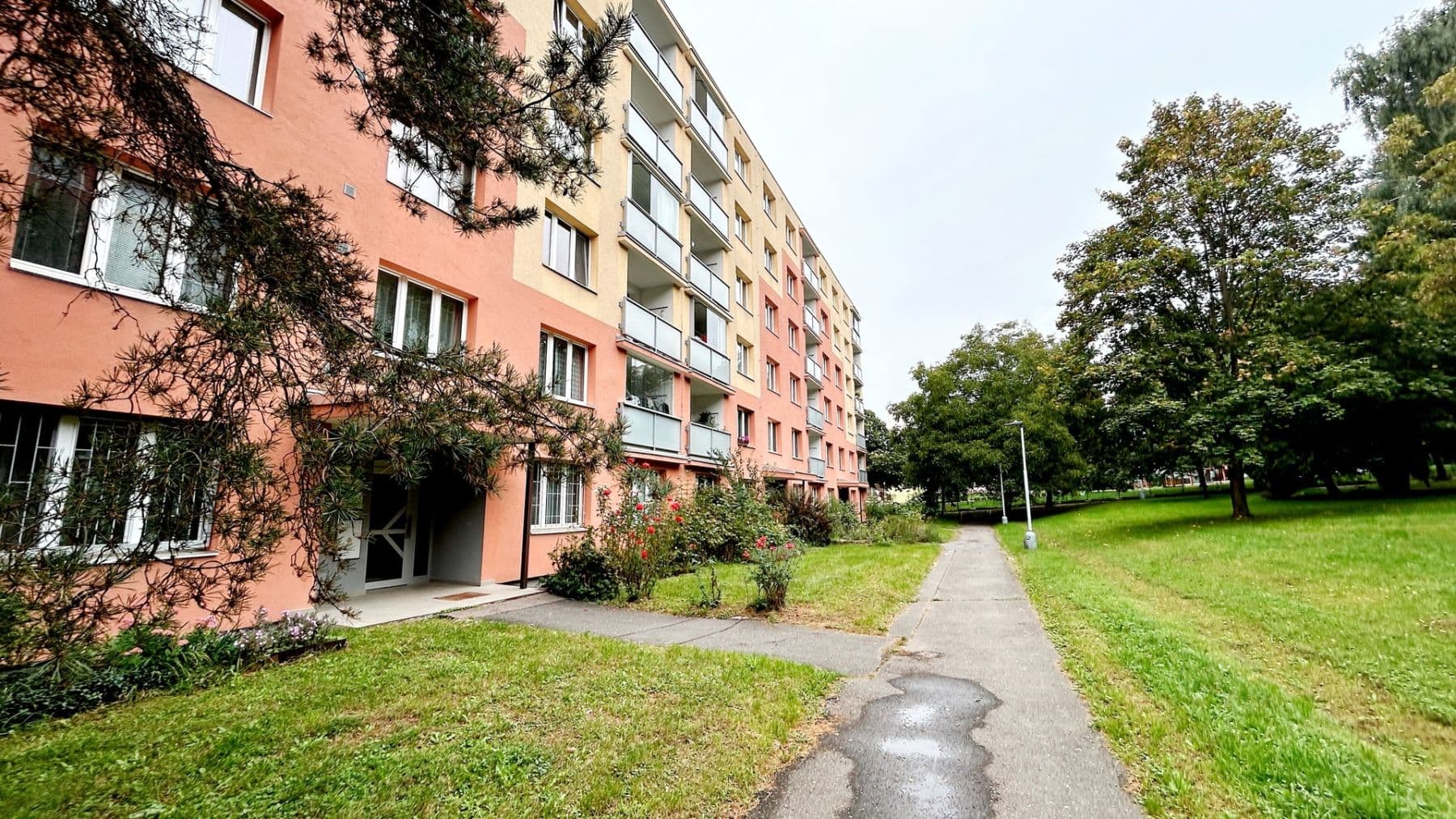 Prenájom bytu 1-izbový 35 m², Lyžařská, Praha, Praha Prenájom bytu 1-izbový 35 m², Lyžařská, Praha, Praha