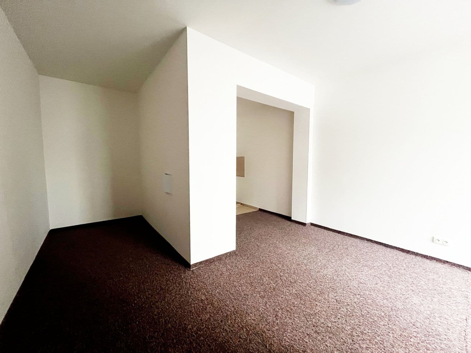 Prenájom bytu 1-izbový 40 m², Otvovice, Středočeský kraj Prenájom bytu 1-izbový 40 m², Otvovice, Středočeský kraj