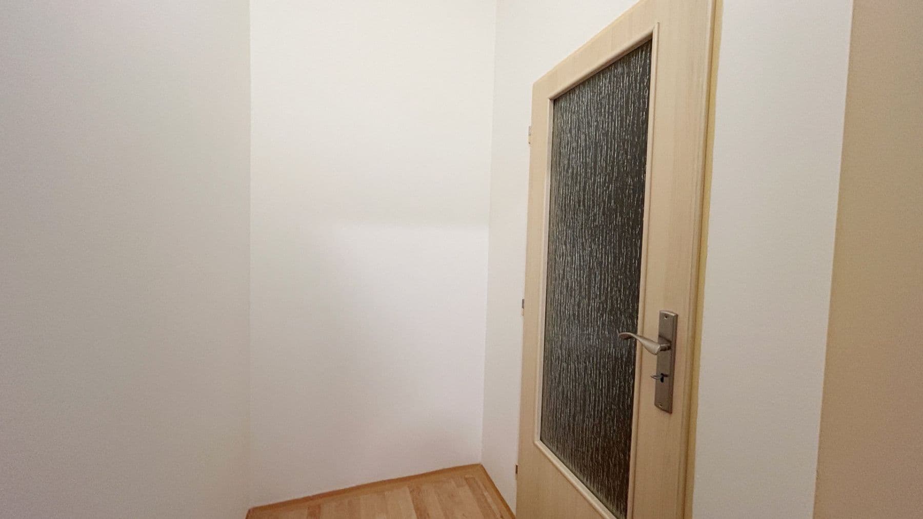 Prenájom bytu 1-izbový 40 m², Otvovice, Středočeský kraj Prenájom bytu 1-izbový 40 m², Otvovice, Středočeský kraj