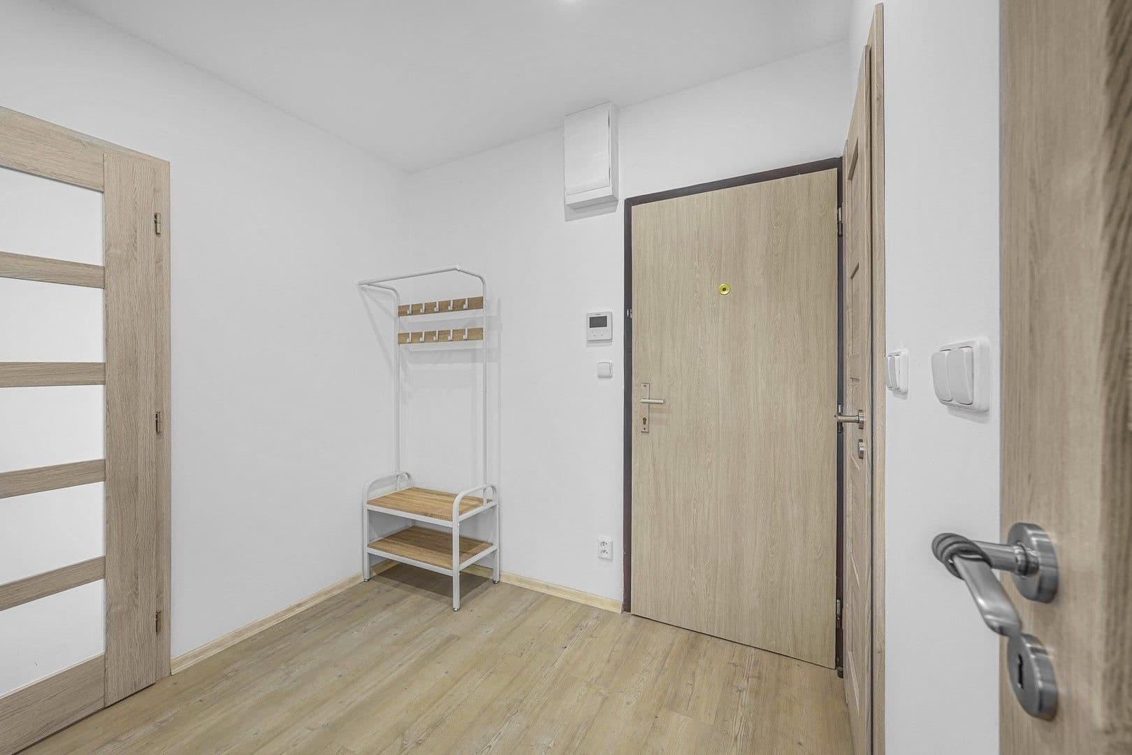 Prenájom bytu 2-izbový 47 m², Pod Lipami, Praha, Praha Prenájom bytu 2-izbový 47 m², Pod Lipami, Praha, Praha