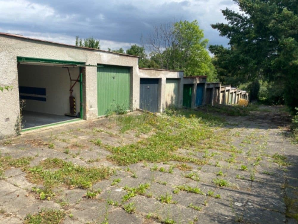 Prenájom garáže 18 m², Psárská, Praha, Praha Prenájom garáže 18 m², Psárská, Praha, Praha