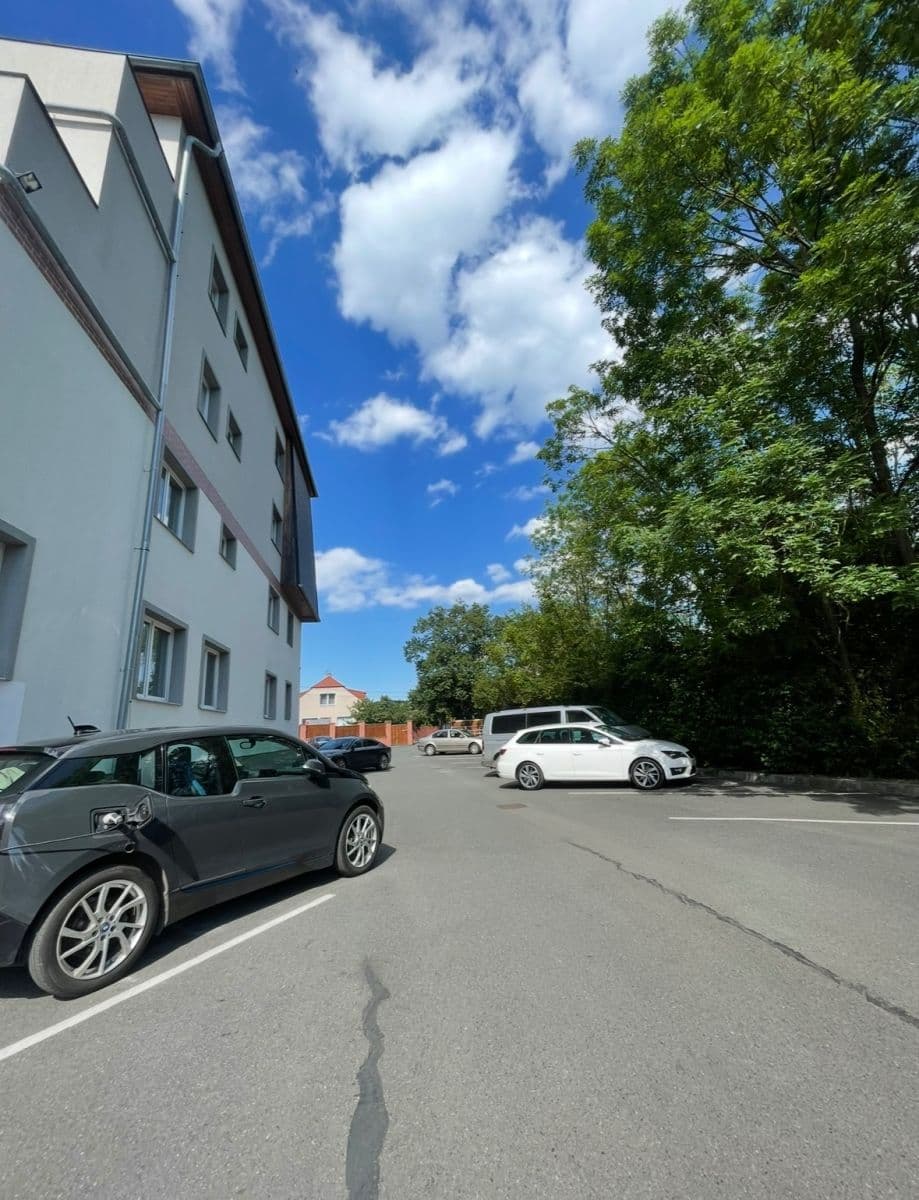 Prenájom bytu 1-izbový 34 m², Otvovice, Středočeský kraj Prenájom bytu 1-izbový 34 m², Otvovice, Středočeský kraj