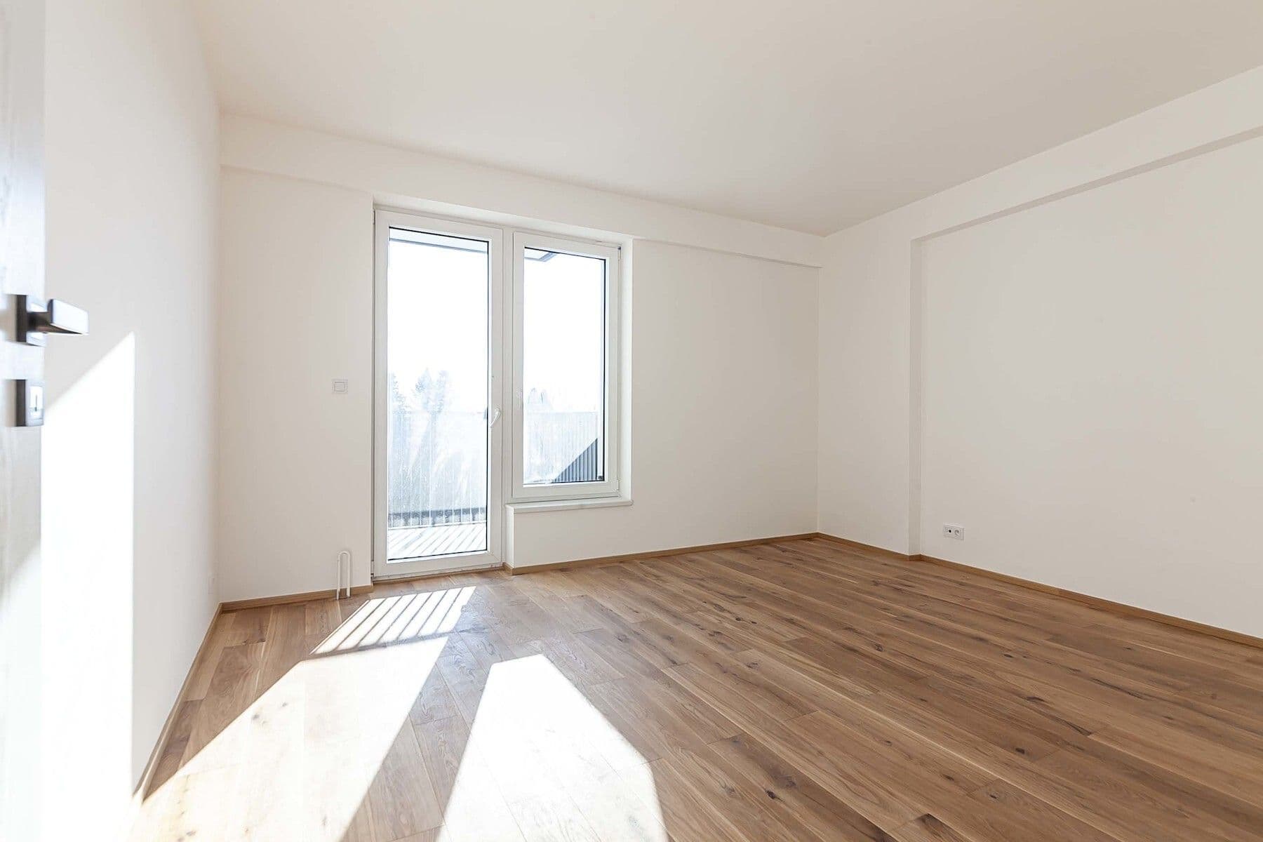Predaj bytu 4-izbový 114 m², U Hotelu, Praha, Praha Predaj bytu 4-izbový 114 m², U Hotelu, Praha, Praha