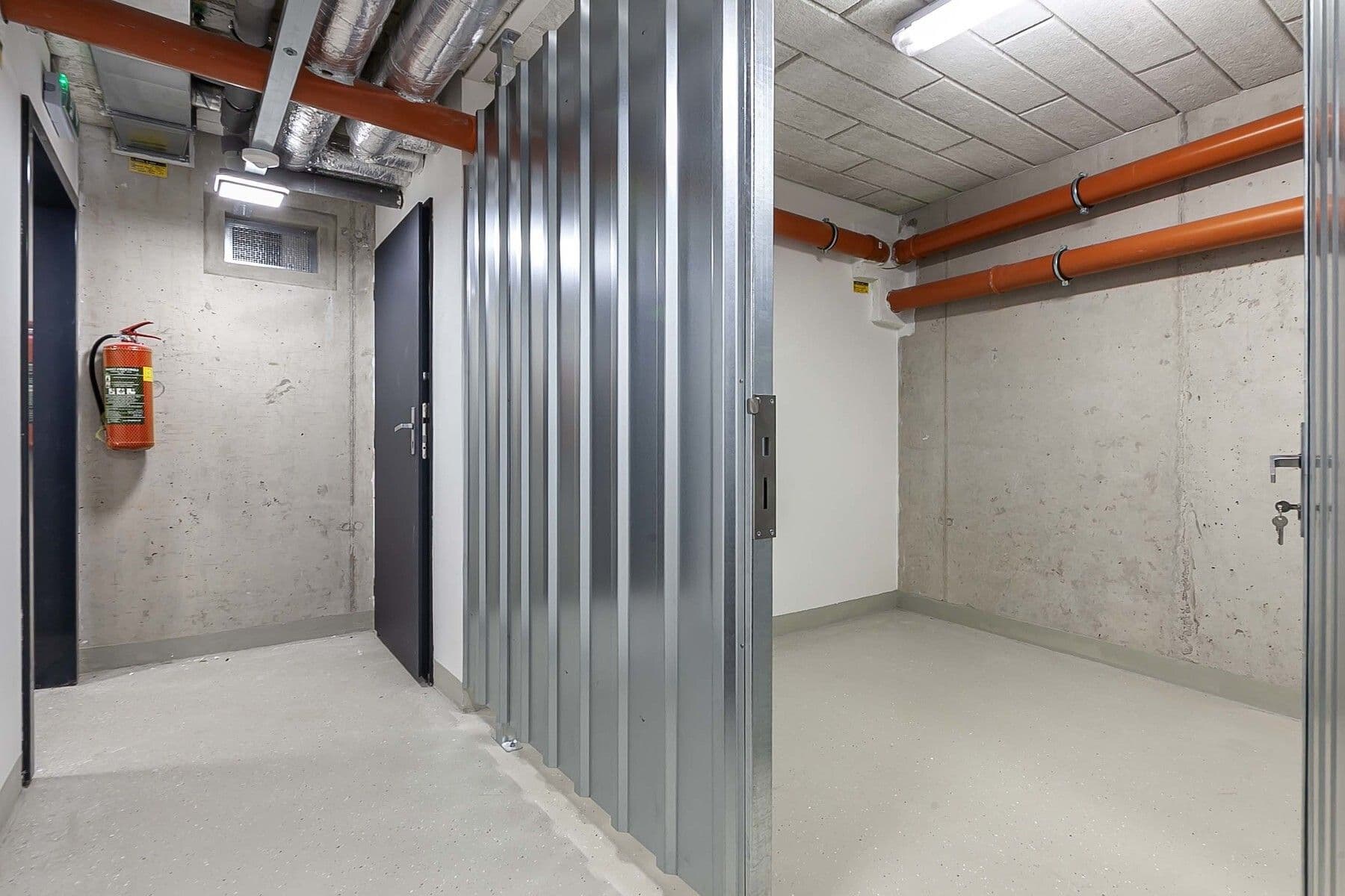 Predaj bytu 4-izbový 114 m², U Hotelu, Praha, Praha Predaj bytu 4-izbový 114 m², U Hotelu, Praha, Praha