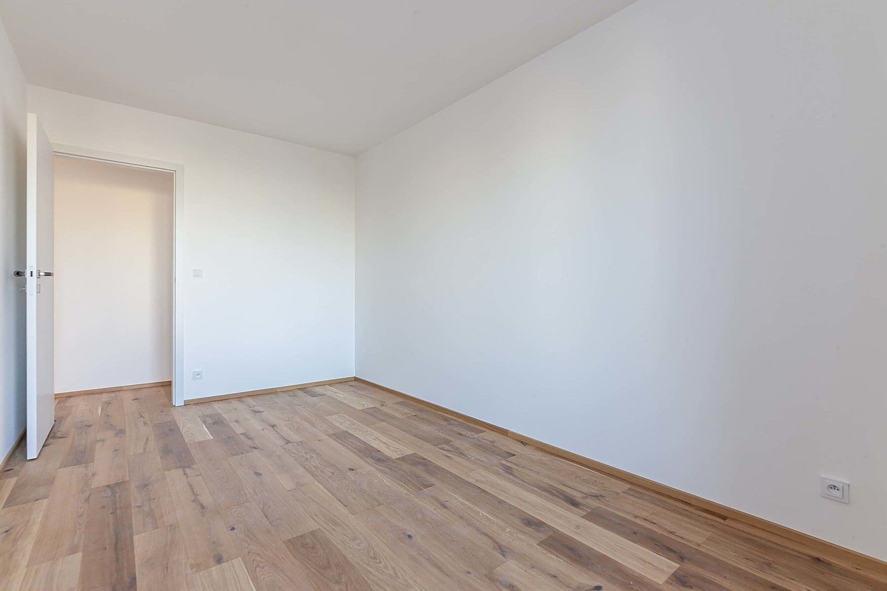 Predaj bytu 4-izbový 114 m², U Hotelu, Praha, Praha Predaj bytu 4-izbový 114 m², U Hotelu, Praha, Praha