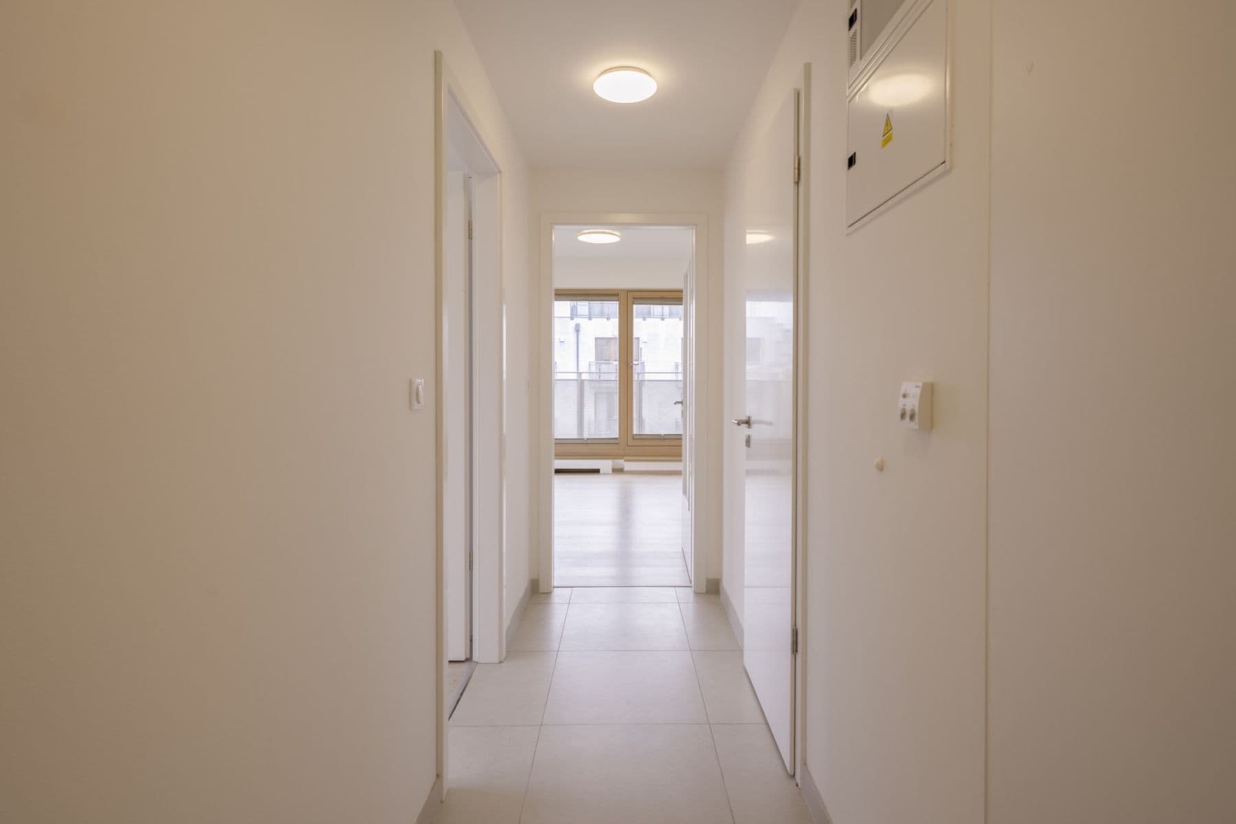 Prenájom bytu 2-izbový 50 m², Univerzitní, Praha, Praha Prenájom bytu 2-izbový 50 m², Univerzitní, Praha, Praha