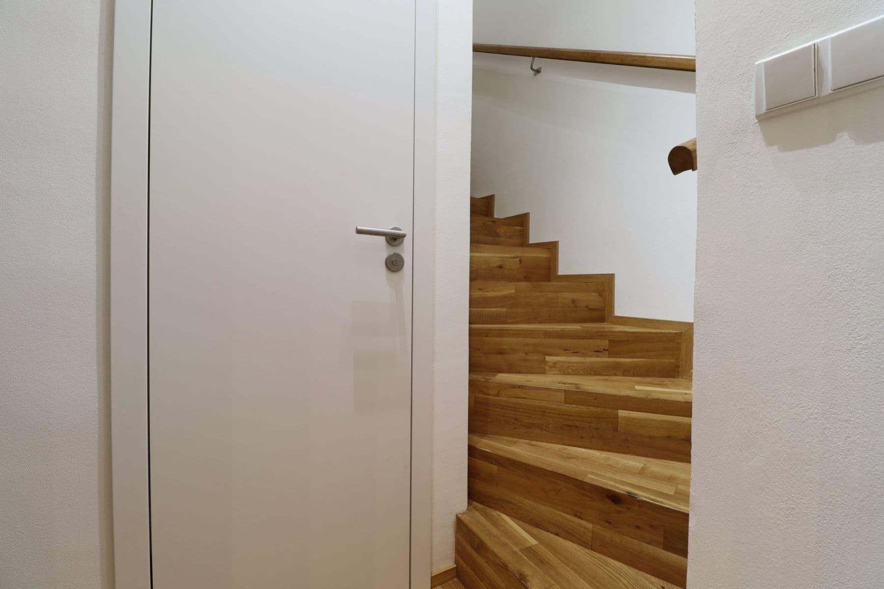 Prenájom bytu 3-izbový 65 m², Lumírova, Praha, Praha Prenájom bytu 3-izbový 65 m², Lumírova, Praha, Praha