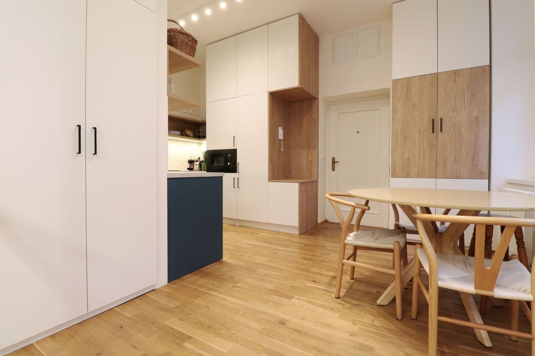 Prenájom bytu 3-izbový 65 m², Lumírova, Praha, Praha Prenájom bytu 3-izbový 65 m², Lumírova, Praha, Praha