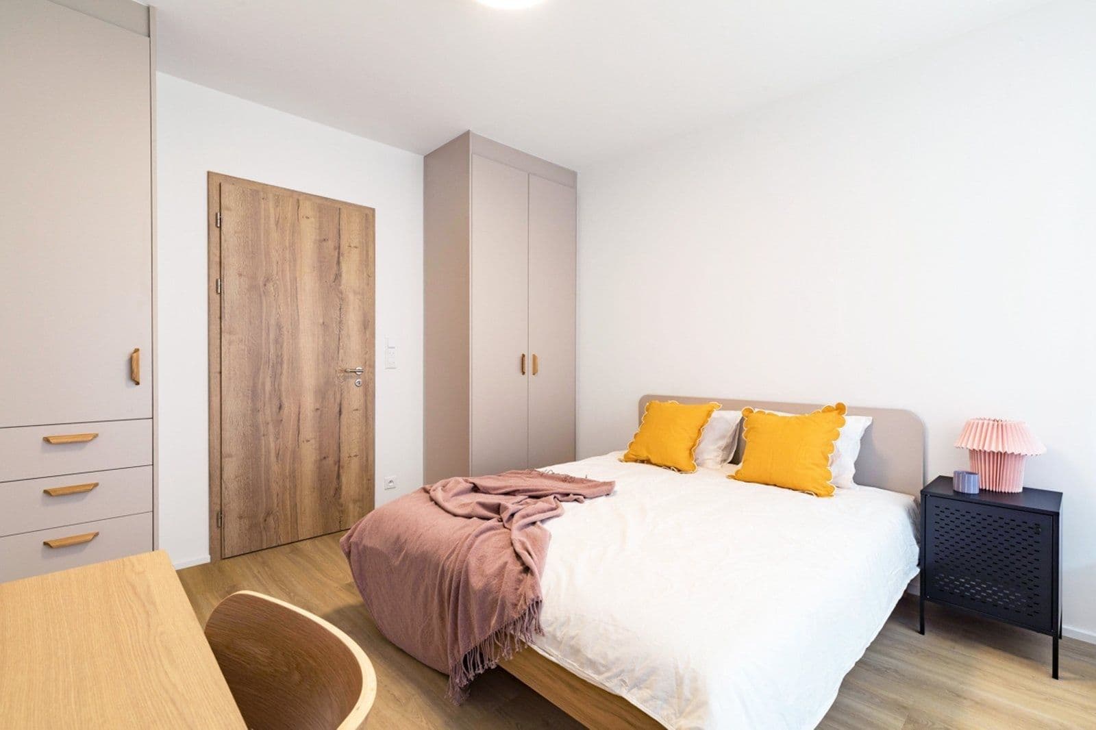 Prenájom bytu 2-izbový 55 m², Vrbenského, Praha, Praha Prenájom bytu 2-izbový 55 m², Vrbenského, Praha, Praha