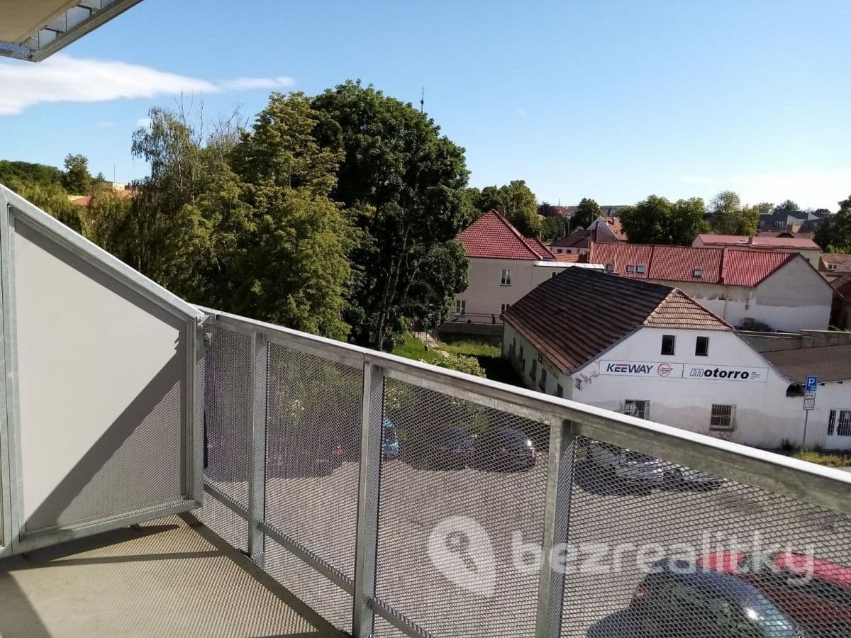 Prenájom bytu 1-izbový 27 m², náměstí Bratří Jandusů, Praha, Praha Prenájom bytu 1-izbový 27 m², náměstí Bratří Jandusů, Praha, Praha