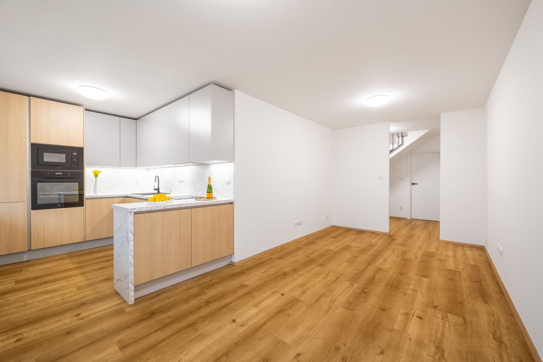Predaj bytu 4-izbový 87 m², Hurbanova, Praha, Praha Predaj bytu 4-izbový 87 m², Hurbanova, Praha, Praha
