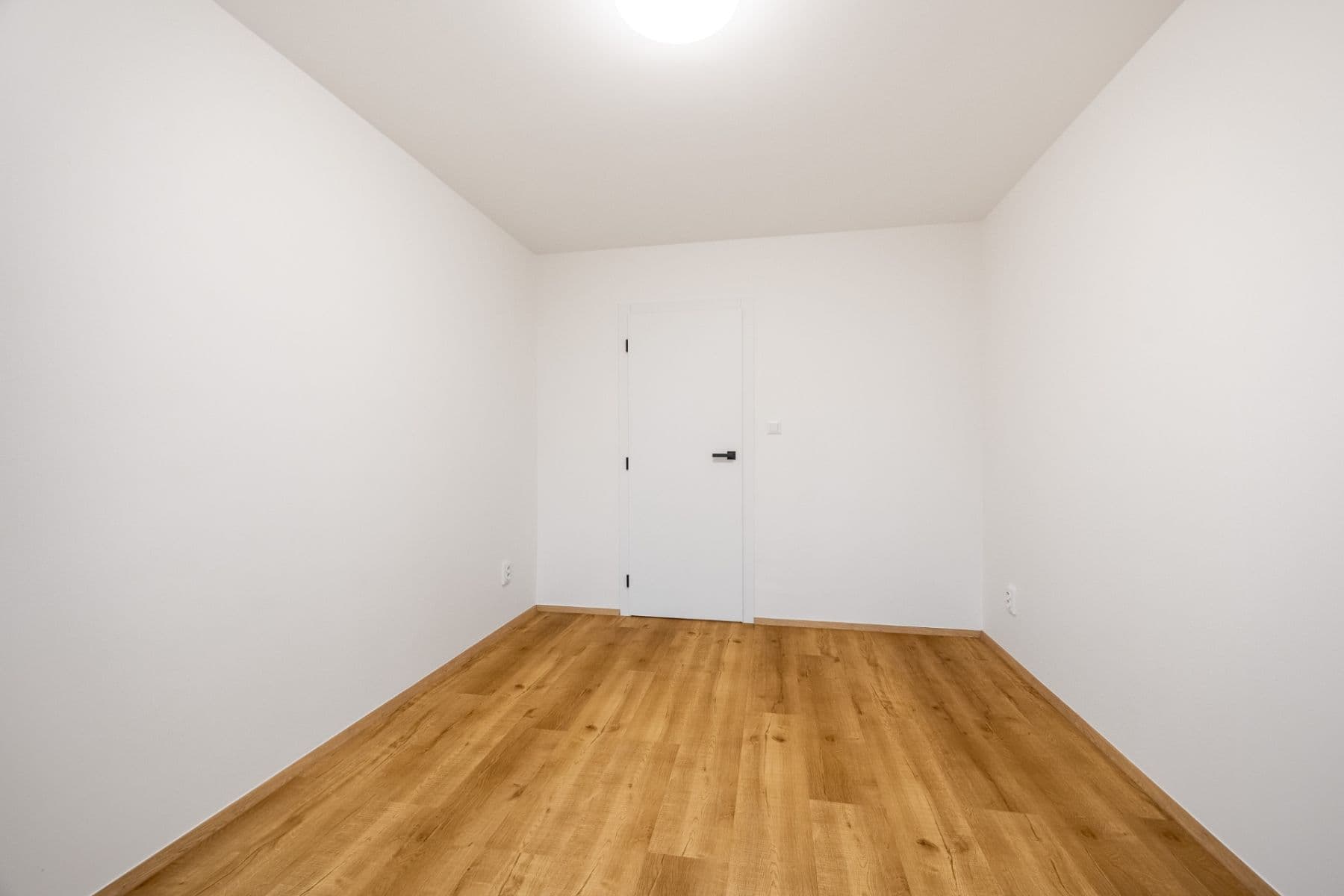 Predaj bytu 4-izbový 87 m², Hurbanova, Praha, Praha Predaj bytu 4-izbový 87 m², Hurbanova, Praha, Praha