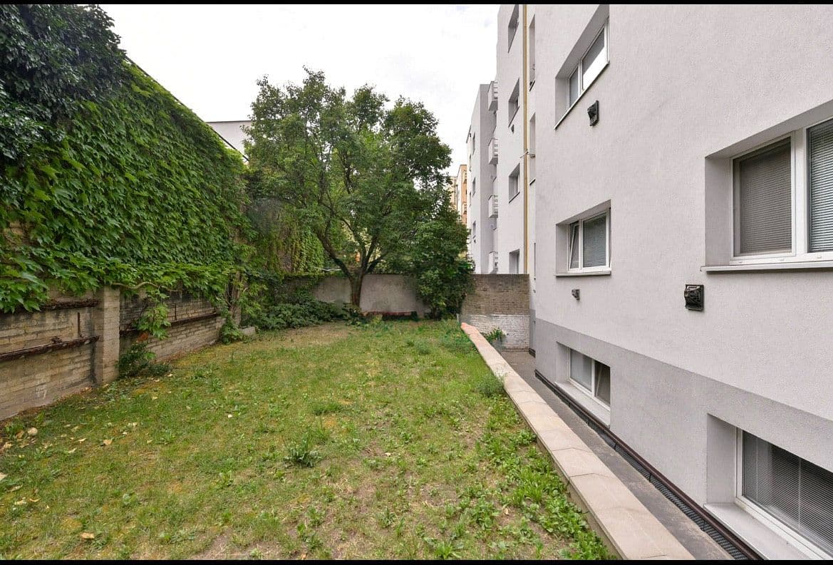 Prenájom bytu 1-izbový 45 m², Na Bitevní pláni, Praha, Praha Prenájom bytu 1-izbový 45 m², Na Bitevní pláni, Praha, Praha