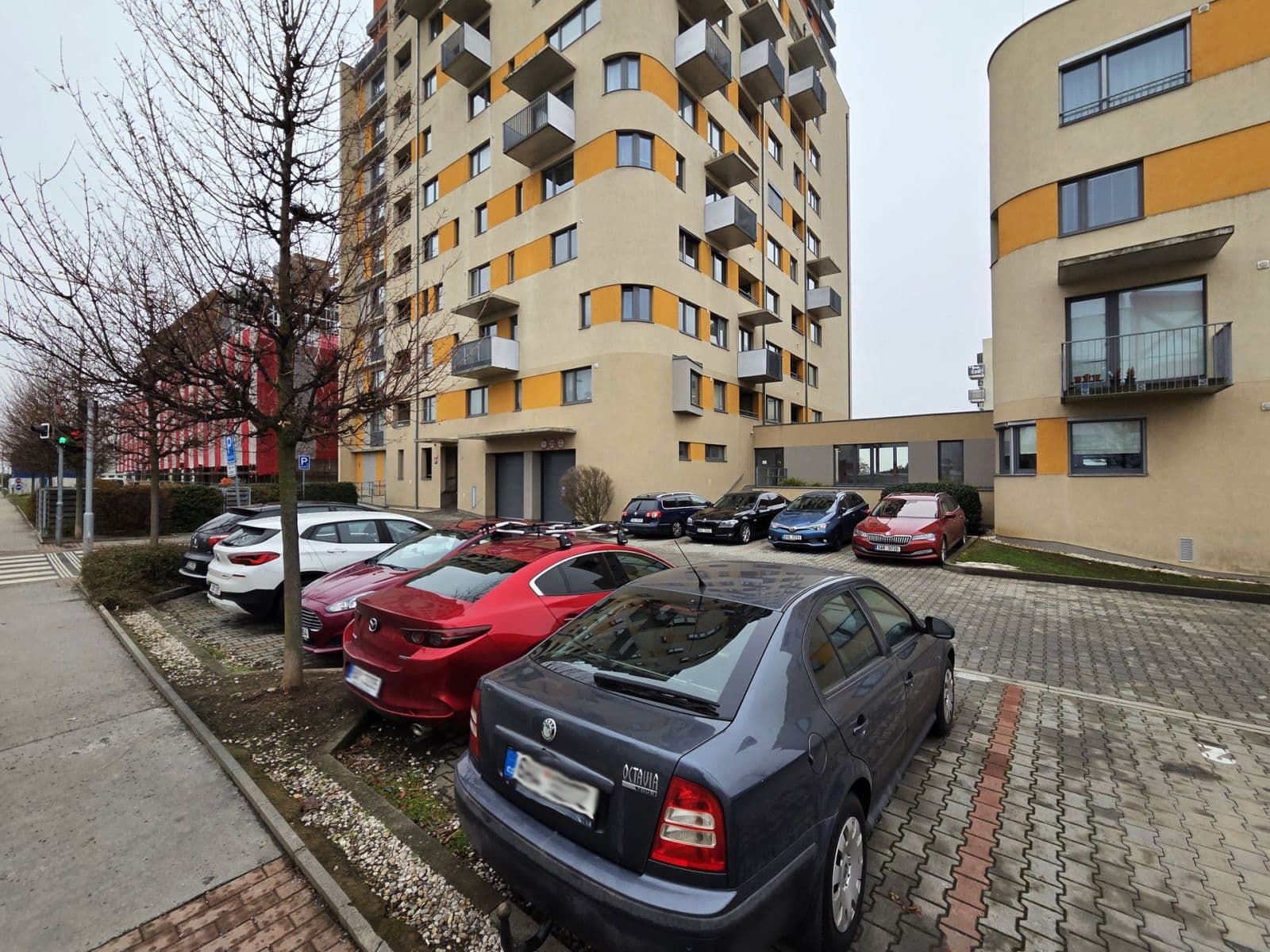 Prenájom bytu 2-izbový 48 m², Nárožní, Praha, Praha Prenájom bytu 2-izbový 48 m², Nárožní, Praha, Praha