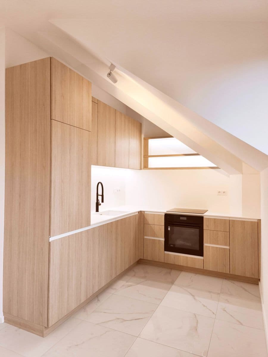 Predaj bytu 2-izbový 59 m², K Vltavě, Praha, Praha Predaj bytu 2-izbový 59 m², K Vltavě, Praha, Praha