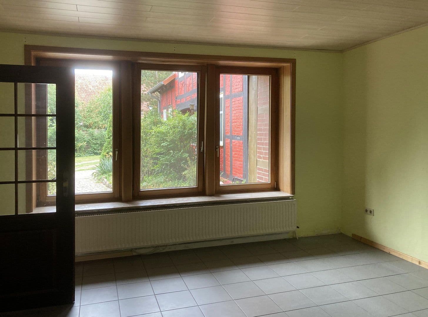 Prenájom bytu 2-izbový 77 m², Lehrte, Dolné Sasko Prenájom bytu 2-izbový 77 m², Lehrte, Dolné Sasko
