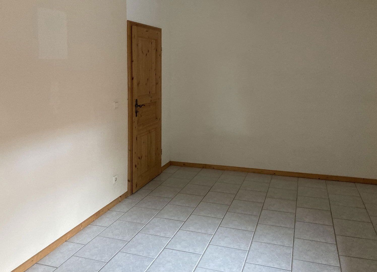 Prenájom bytu 2-izbový 77 m², Lehrte, Dolné Sasko Prenájom bytu 2-izbový 77 m², Lehrte, Dolné Sasko