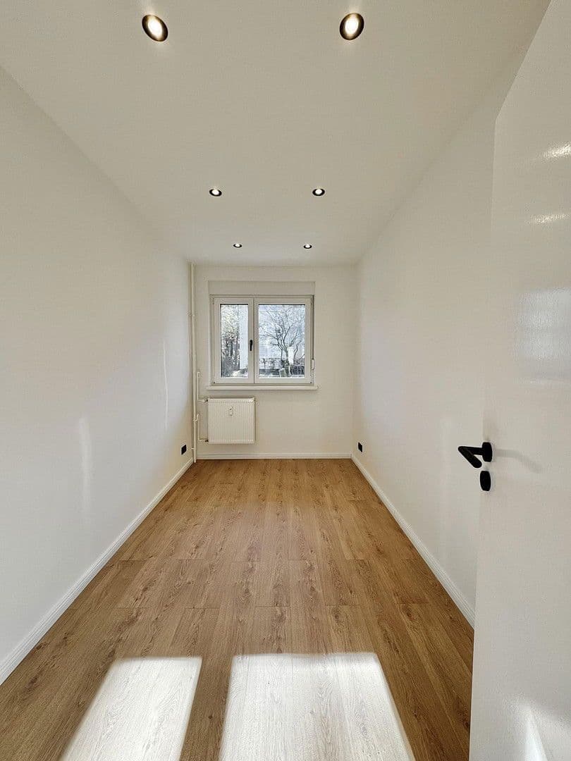 Predaj bytu 3-izbový 58 m², Berlin, Berlín Predaj bytu 3-izbový 58 m², Berlin, Berlín